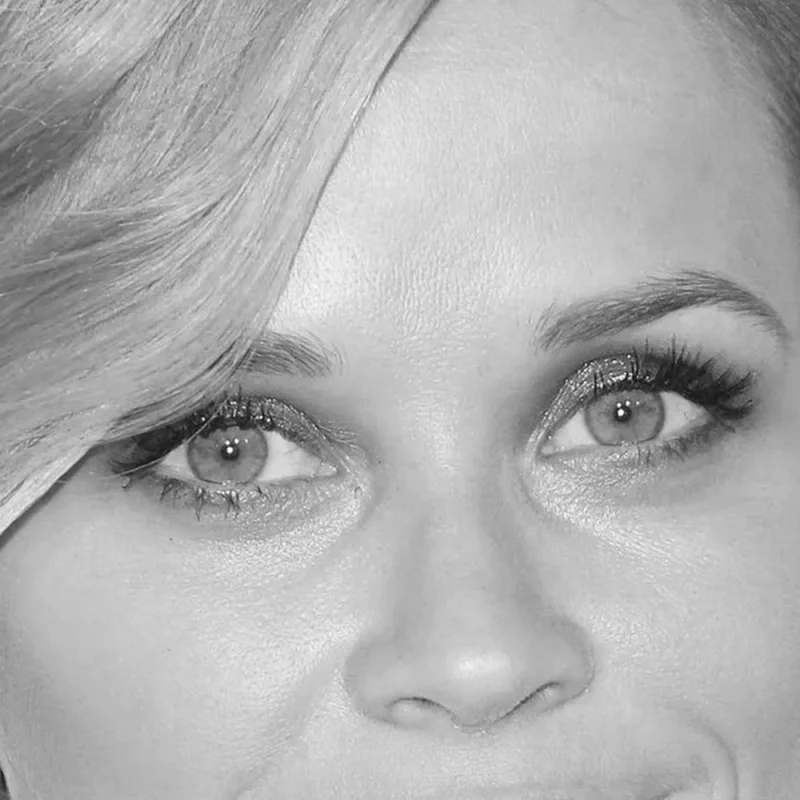 Rounded Upturned Eyes